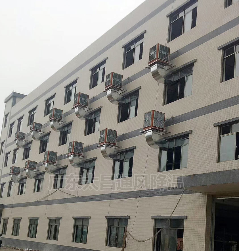 潤(rùn)東方環(huán)?？照{(diào) 實(shí)力打造省電廠房通風(fēng)降溫
