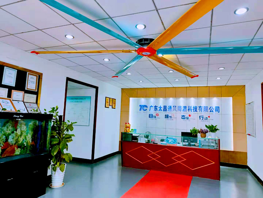 東莞環(huán)?？照{(diào) 潤東方環(huán)保空調(diào)廠家