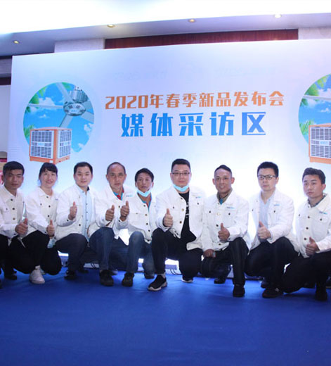 大型車間采用負(fù)壓風(fēng)機(jī)和環(huán)?？照{(diào)通風(fēng)降溫的特點(diǎn)